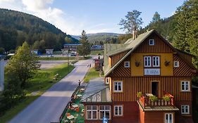 Hotel Diana